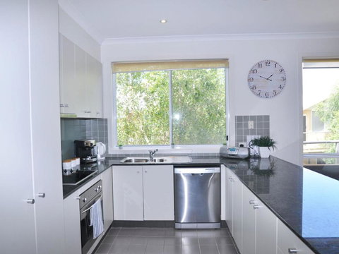 Sandpiper 3 - Close To Town And Beach - Holiday Byron Bay 3
