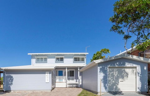 Sandpiper Beachfront House - Hastings Point - Holiday Byron Bay 1