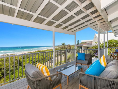 Sandpiper Beachfront House - Hastings Point - Holiday Byron Bay 0