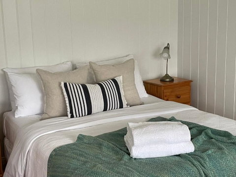 Sandpiper - Charming Beach Villa - Holiday Byron Bay 3