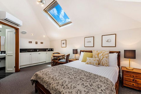 Sandstone Suites - In The Heart Of Port Fairy - Holiday Byron Bay 0