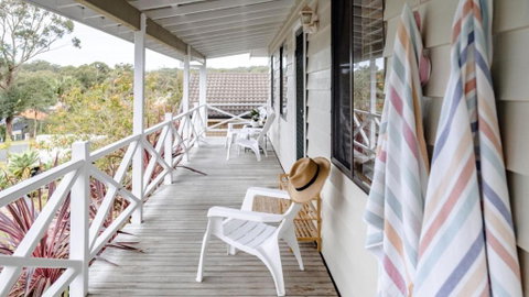 Sandy Cottage - Holiday Byron Bay 1
