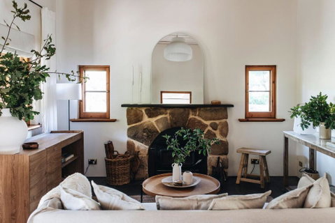 Secluded Stone Cottage Perfect For Couples Escape - Waterfalls - Holiday Byron Bay 0