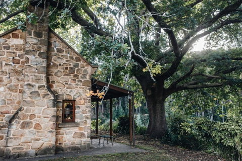 Secluded Stone Cottage Perfect For Couples Escape - Waterfalls - Holiday Byron Bay 1