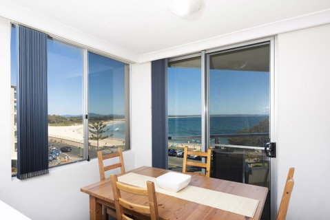 Beachpoint, Unit 303, 28 North Street - Holiday Byron Bay 3