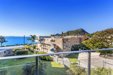 Bella Vista, Unit 20/19 Shoal Bay Road - Holiday Byron Bay 0