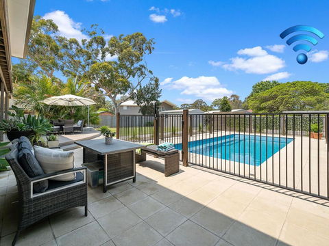 Belle View - Callala Bay - Holiday Byron Bay 0