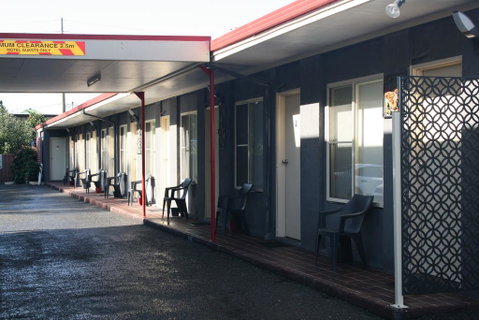 Benjamin Singleton Motel - Holiday Byron Bay 2