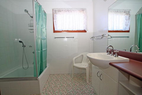 Berrara Cove Beach House - Holiday Byron Bay 1