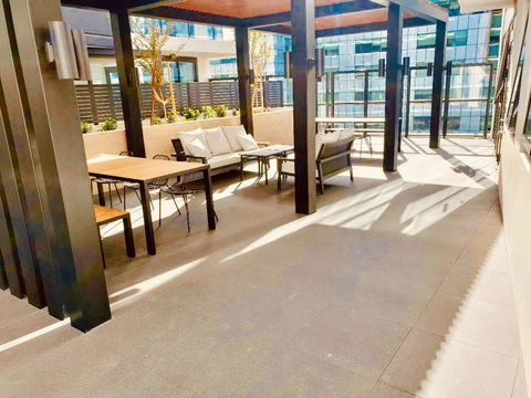 Best Located Brand New Apartment In Canberra CBD - Holiday Byron Bay 1