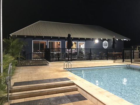 Best Western Plus The Ranges Karratha - Holiday Byron Bay 1