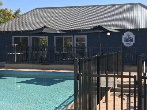Best Western Plus The Ranges Karratha - Holiday Byron Bay 2