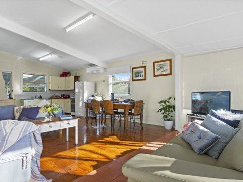 Between 2 Beaches - Comfortable Private Sanctuary - Holiday Byron Bay 2