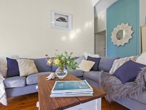 Between 2 Beaches - Comfortable Private Sanctuary - Holiday Byron Bay 0