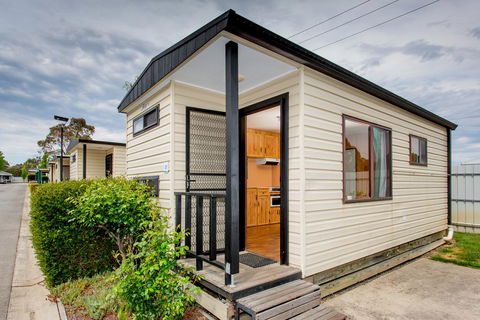 BIG4 Ballarat Goldfields Holiday Park - Holiday Byron Bay 1
