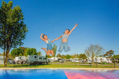 BIG4 Ballarat Goldfields Holiday Park - Holiday Byron Bay 0