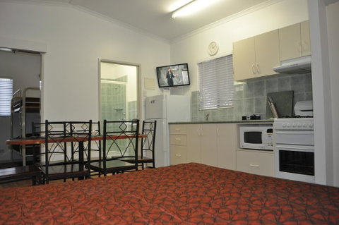 BIG4 MacDonnell Range Holiday Park - Holiday Byron Bay 1