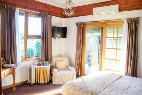 Billabong Cottage - Holiday Byron Bay 0
