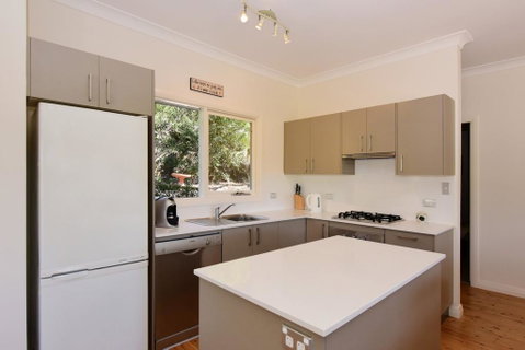 Bimbadeen - Comfortable Country Styled House! - Holiday Byron Bay 3