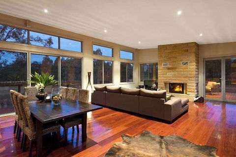 Blue Cliff Retreat - Holiday Byron Bay 0