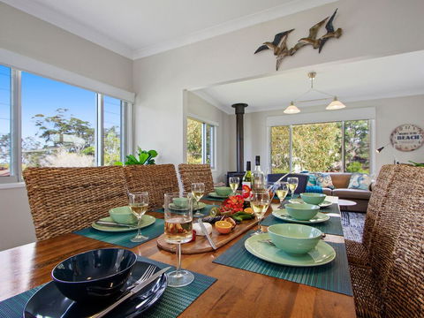 Blue Waters Cottage - 120m To Jervis Bay - Holiday Byron Bay 0