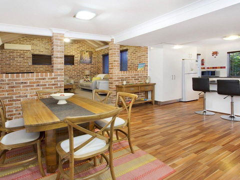 Bombo Blue - Pet Friendly Townhouse - Holiday Byron Bay 1