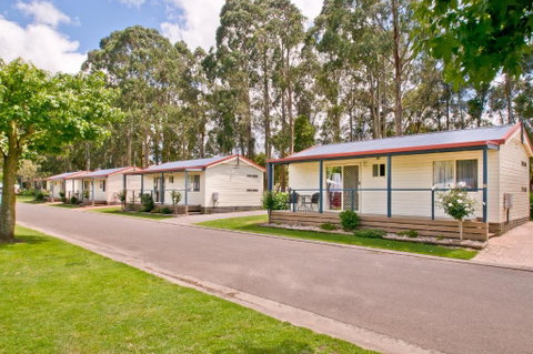 Warragul Gardens Holiday Park - Holiday Byron Bay 2