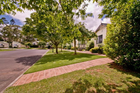 Warragul Gardens Holiday Park - Holiday Byron Bay 1