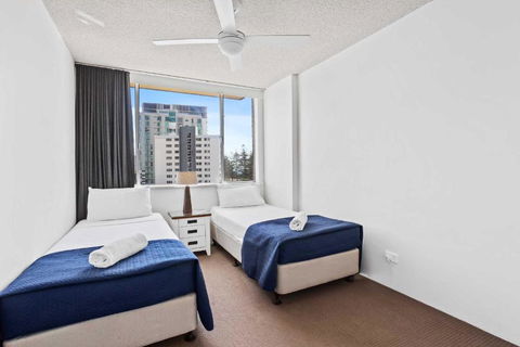 Wyuna Ocean Views In Burleigh - Holiday Byron Bay 3