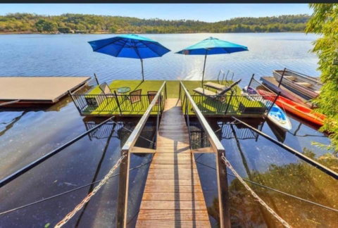 Rumah Surgah On Lake Bennett - Holiday Byron Bay 0
