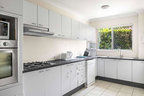 Warm Oasis At Parramatta- 2 BR - Free Parking - Near Shops - Holiday Byron Bay 2