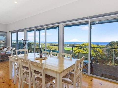 Yellow Door On Stacey 17 Stacey Drive - Holiday Byron Bay 1