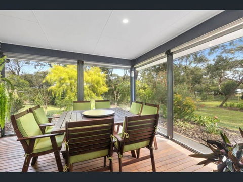 Yellow Gum Family Retreat - With Heaps Of Room For A Boat! - Holiday Byron Bay 2