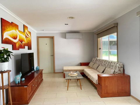 YF Home Sweet Home - Holiday Byron Bay 1