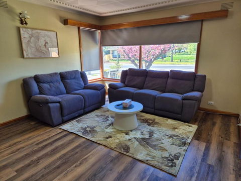 Your Cozy Home Away From Home - Holiday Byron Bay 2