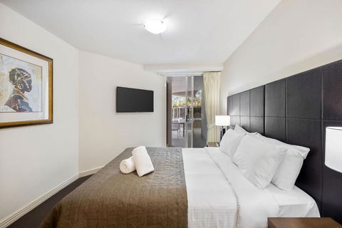 ZANZ205- Exclusive Outdoor Spa With Ocean Glimpses - Holiday Byron Bay 2