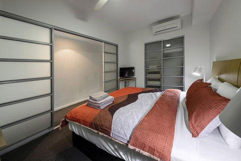 ZEN CITY & SEA Executive 1-BR Suite In Darwin CBD - Holiday Byron Bay 3