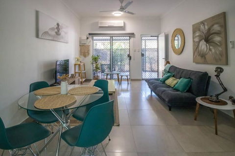 ZEN GARDEN - COZY 2-BR + Modern Design W/ Aircon - Holiday Byron Bay 0