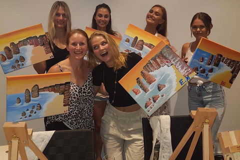 Friday Night 2 For 1 Paint And Sip Art Sessions - Holiday Byron Bay 1