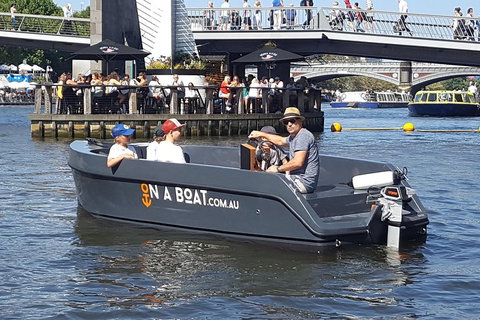 2-Hour Boat Rental In Melbourne - Holiday Byron Bay 3
