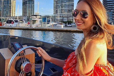 2-Hour Boat Rental In Melbourne - Holiday Byron Bay 5
