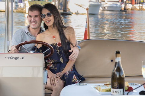 2-Hour Self-Drive Boat Hire On The Yarra River - Holiday Byron Bay 5