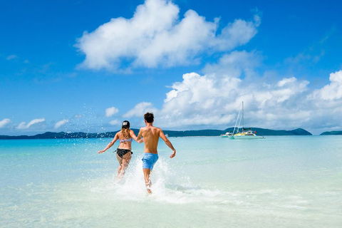 Whitehaven Beach And Hill Inlet Lookout Full-Day Snorkeling Cruise By High-Speed Catamaran - Holiday Byron Bay 4