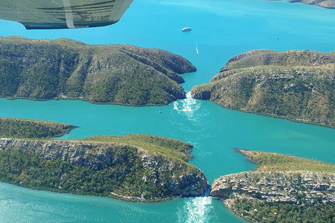 Giant Tides Tour - Cygnet Bay Pearl Farm - Holiday Byron Bay 0