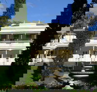 Melbourne City Tour Lifestyle of the Rich and Famous - Holiday Byron Bay
