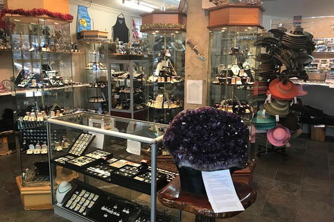 Adelaide City Highlights With Hahndorf And Mt. Lofty - Holiday Byron Bay 2