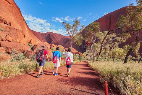 Uluru (Ayers Rock) And Kings Canyon In 3 Days - Holiday Byron Bay 3