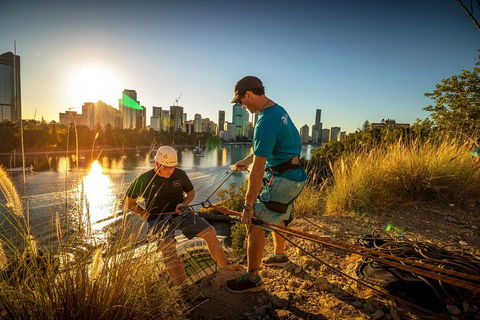 Abseiling The Kangaroo Point Cliffs In Brisbane - Holiday Byron Bay 0