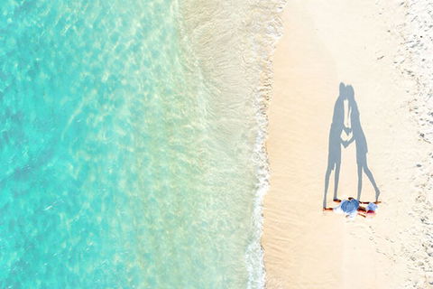 Private Coral Cay Bubbles Tour - Holiday Byron Bay 0