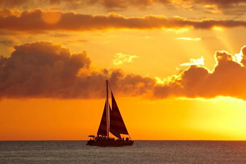Sunset Cruise In Broome - Holiday Byron Bay 1
